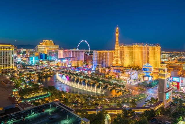 Las Vegas - Explore the Las Vegas Strip & Beyond