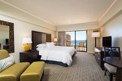 Luxurious oceanfront Suite at Kalia Suites, a Hilton Grand Vacations Club, Honolulu, Hawaii