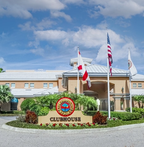 Front entrance of Cypress Pointe, a Hilton Vacation Club